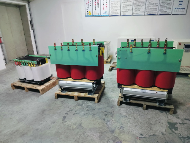 宁蒗KS11-1000KVA矿用变压器
